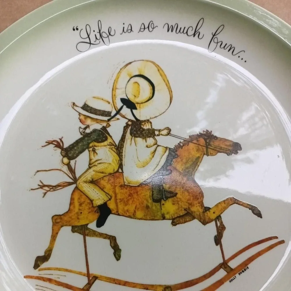 ge Holly Hobbie porcelain collector plate dated 1972. Made in the USA